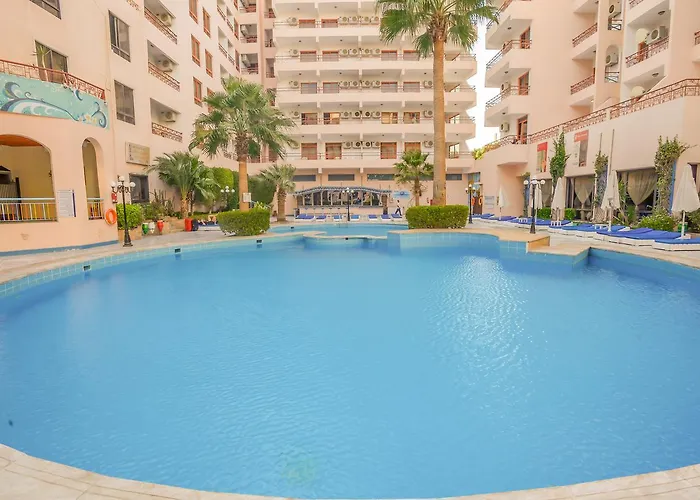 Central hotel: Empire Hotel Aqua Park